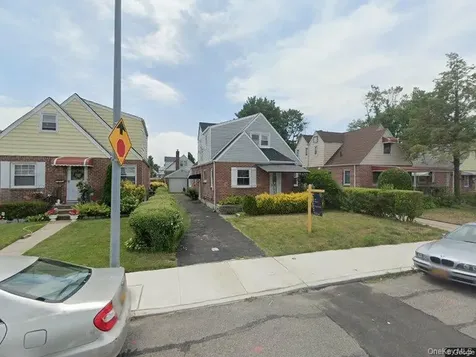 22754 113th Drive Queens Village NY 11429