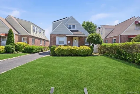 22754 113th Drive Queens Village NY 11429