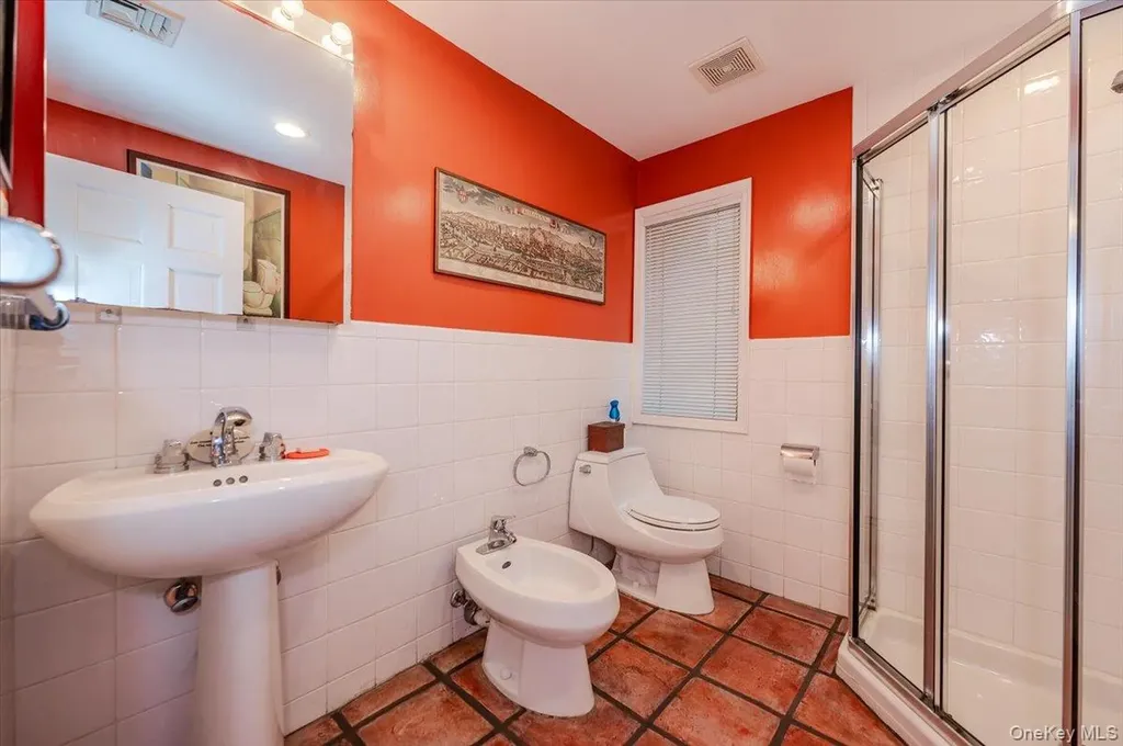 1701 Bay Boulevard Atlantic Beach NY 11509