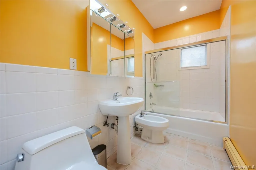 1701 Bay Boulevard Atlantic Beach NY 11509