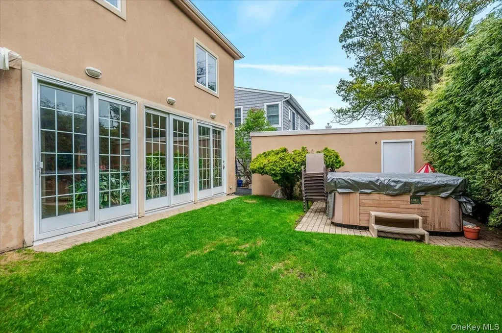 1701 Bay Boulevard Atlantic Beach NY 11509
