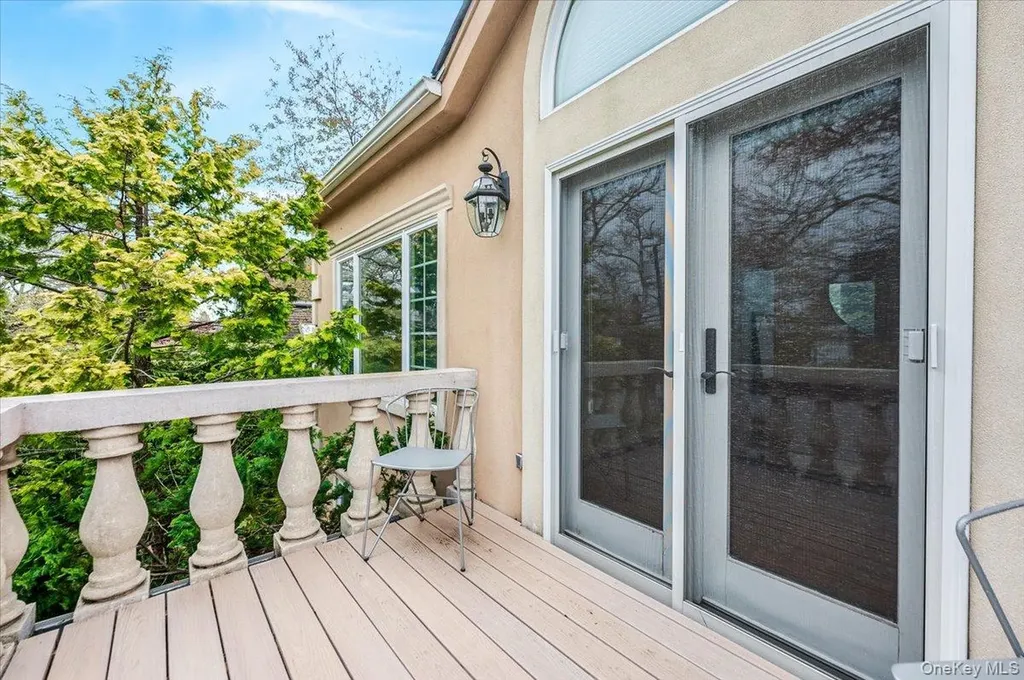 1701 Bay Boulevard Atlantic Beach NY 11509