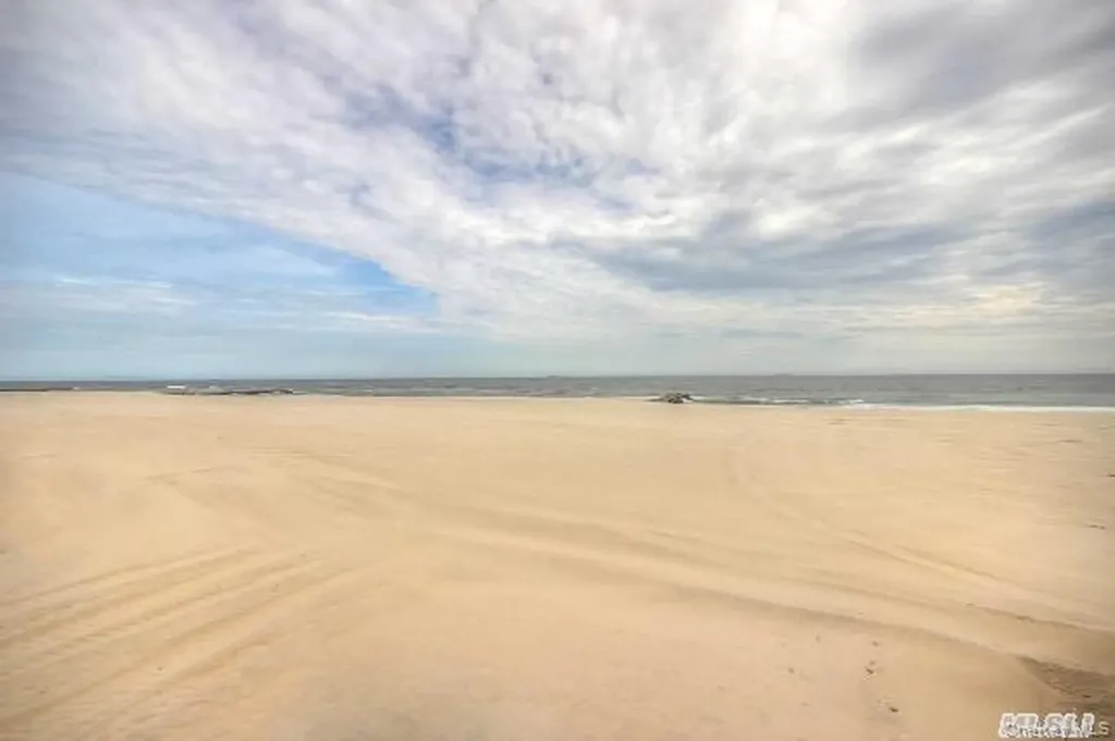 1701 Bay Boulevard Atlantic Beach NY 11509