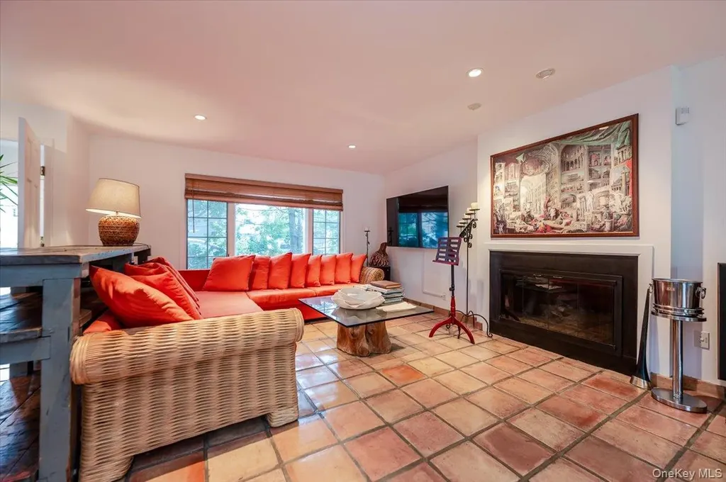 1701 Bay Boulevard Atlantic Beach NY 11509