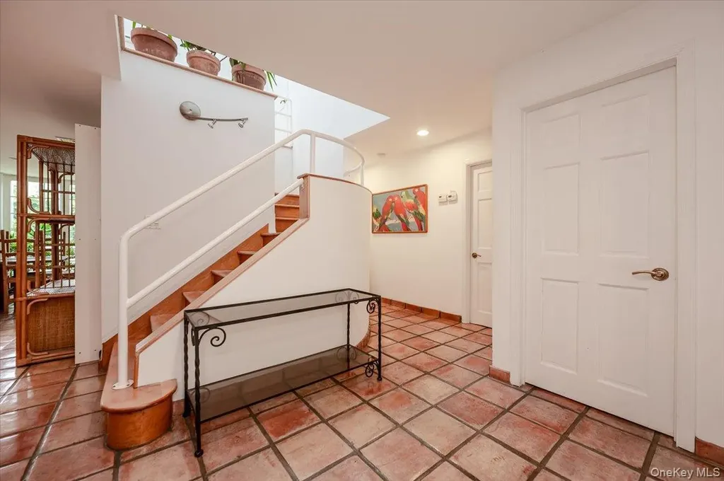 1701 Bay Boulevard Atlantic Beach NY 11509