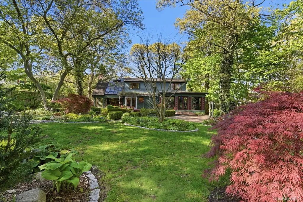30 Semon Road Huntington NY 11743