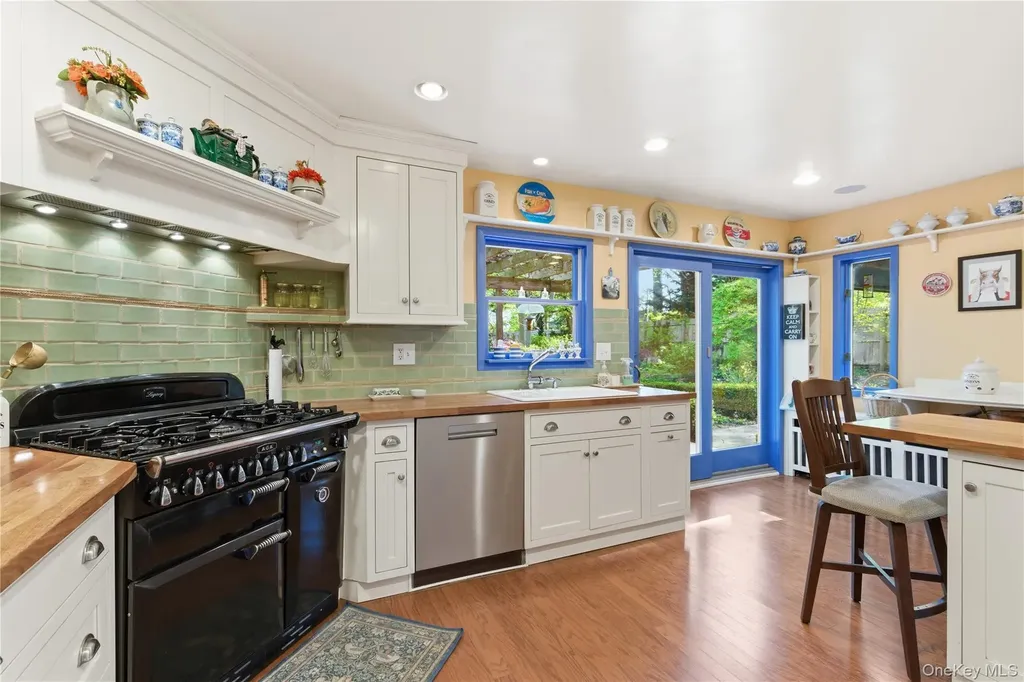 30 Semon Road Huntington NY 11743