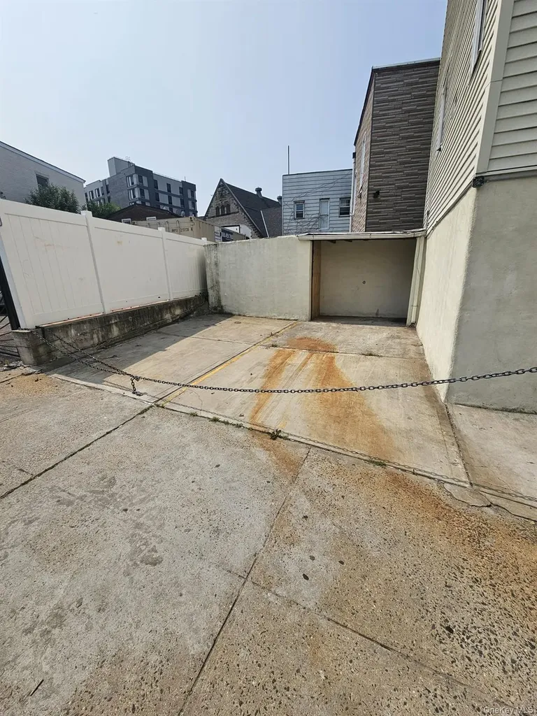 332 Walnut Street Yonkers NY 10701