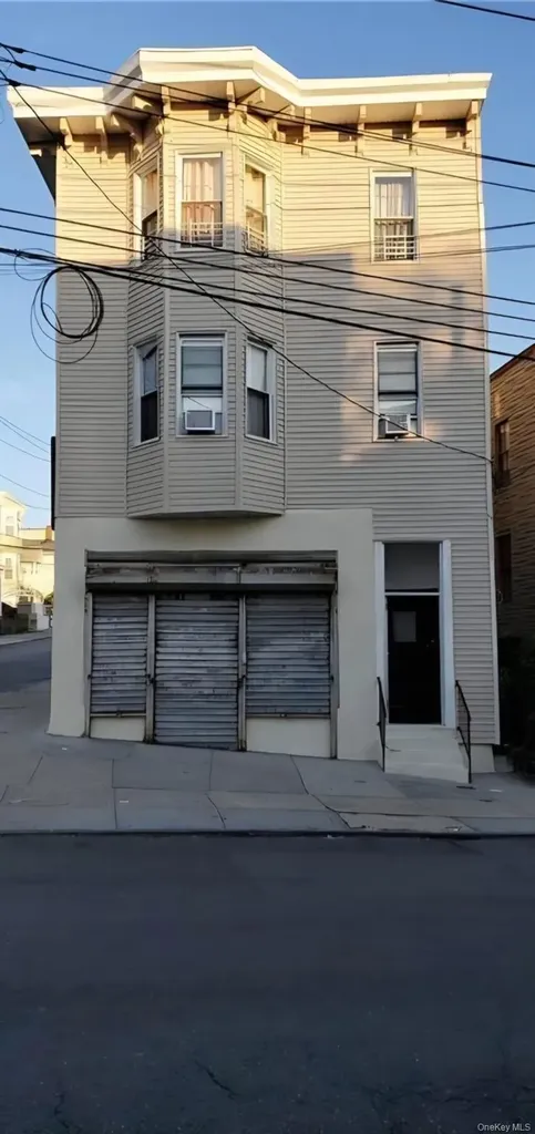 332 Walnut Street Yonkers NY 10701