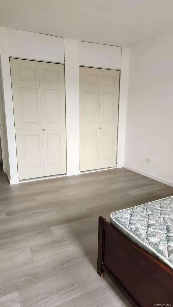 37TH Avenue 144-24 Flushing NY 11354