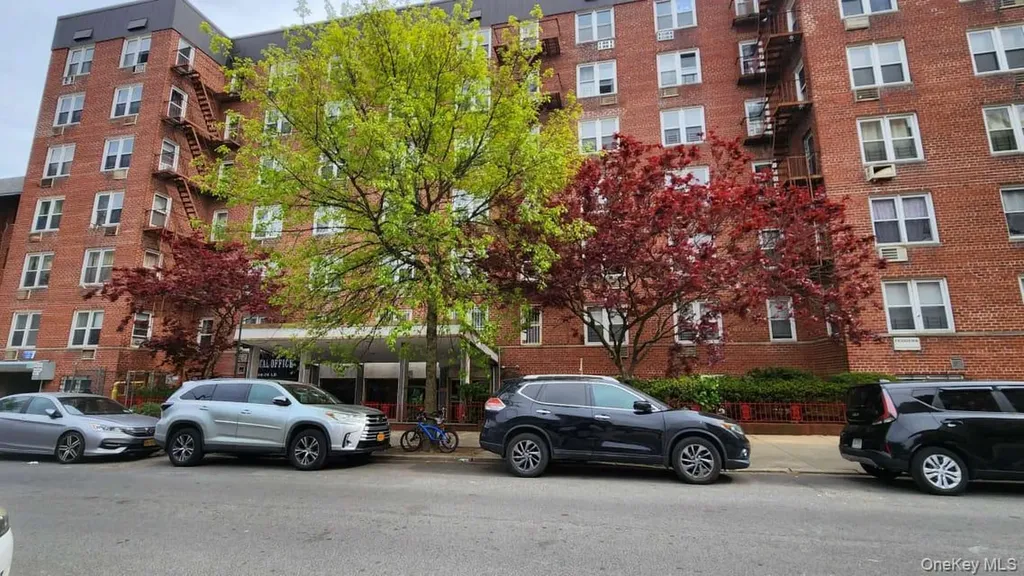 37TH Avenue 144-24 Flushing NY 11354