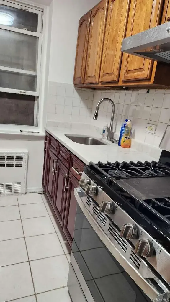 37TH Avenue 144-24 Flushing NY 11354
