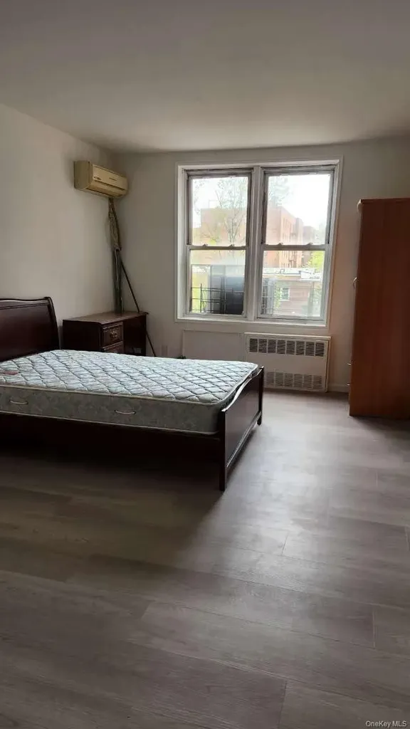 37TH Avenue 144-24 Flushing NY 11354