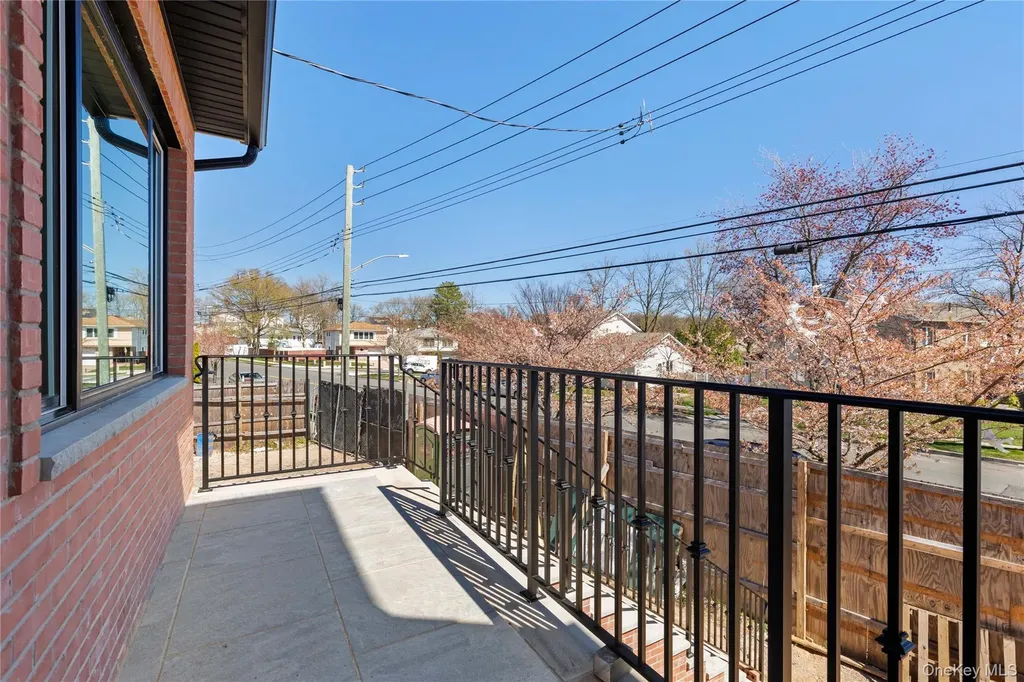 1014 Annadale Road Staten Island NY 10312