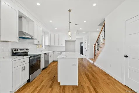 1014 Annadale Road Staten Island NY 10312