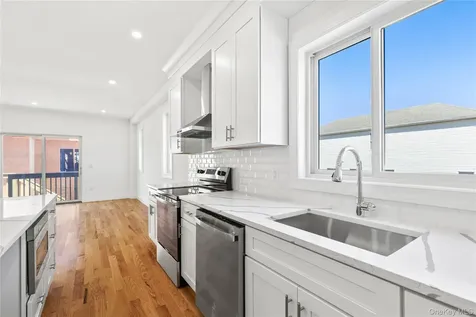 1014 Annadale Road Staten Island NY 10312
