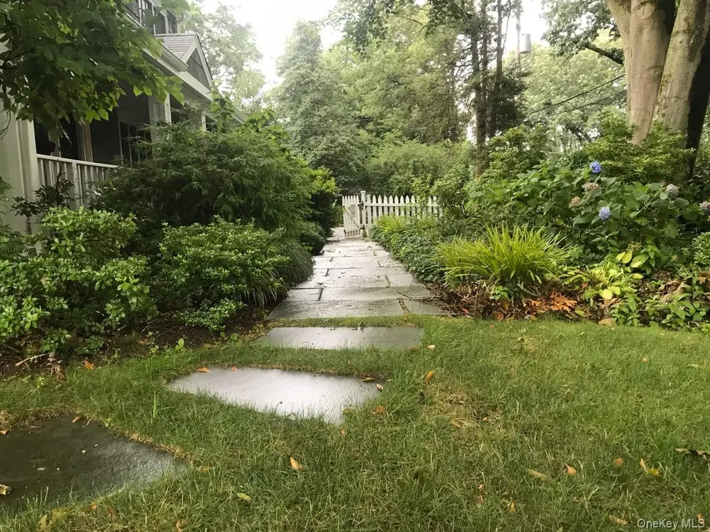 21 Westbank Road Rye NY 10580