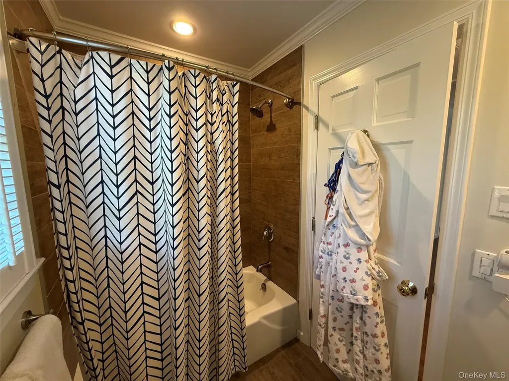 21 Westbank Road Rye NY 10580