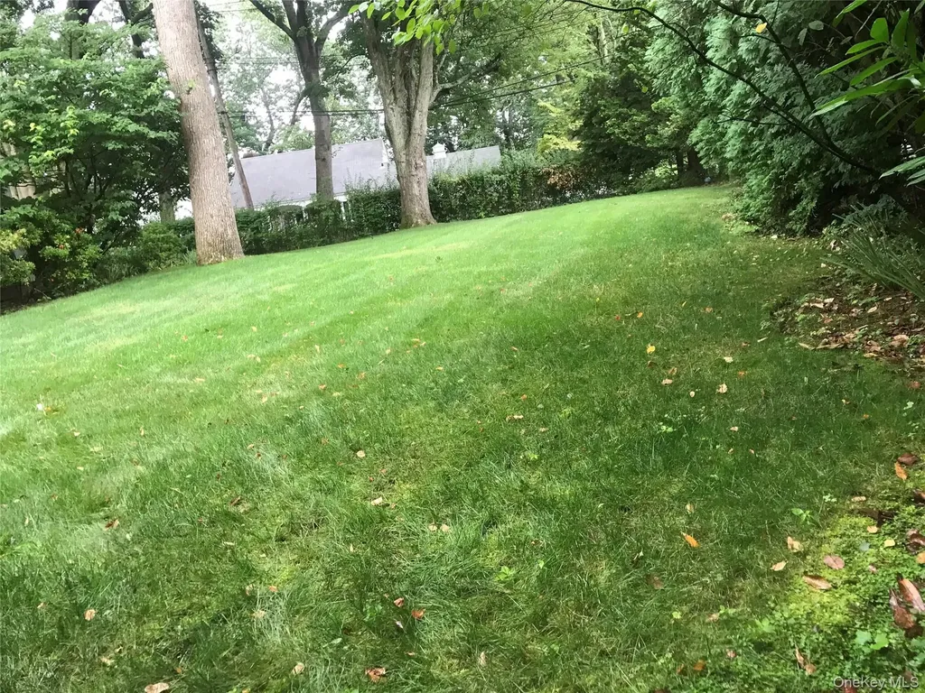 21 Westbank Road Rye NY 10580