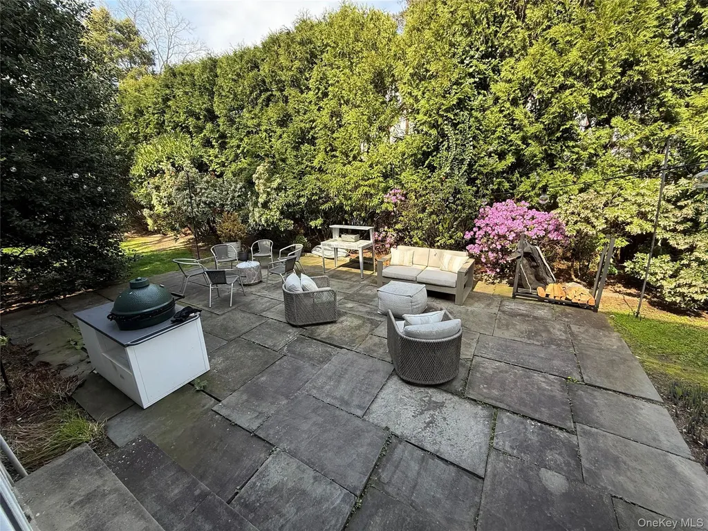 21 Westbank Road Rye NY 10580