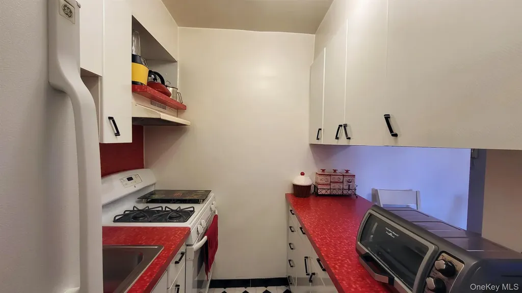61 Oliver Street Brooklyn NY 11209