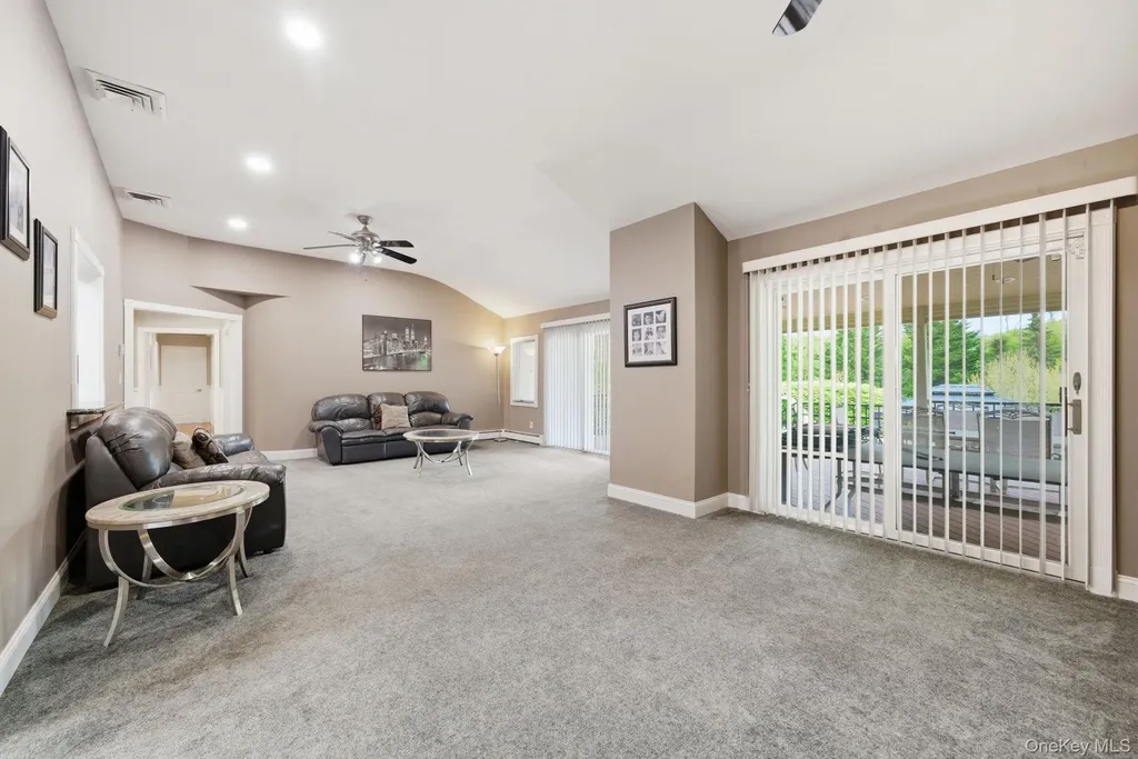 14 Penn Drive Dix Hills NY 11746