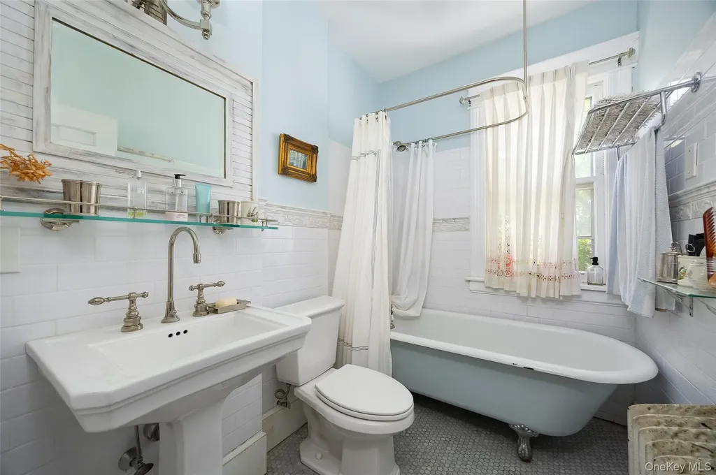 111 S Hamilton Street Poughkeepsie NY 12601
