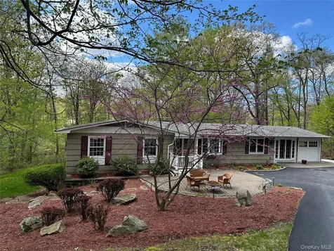 43 Canada Hill Drive Garrison NY 10524