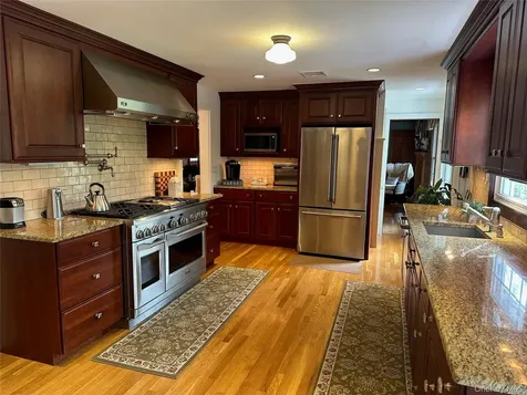 43 Canada Hill Drive Garrison NY 10524