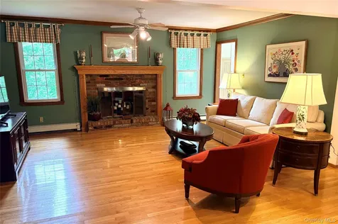 43 Canada Hill Drive Garrison NY 10524