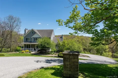 66 Gretna Road Pleasant Valley NY 12569