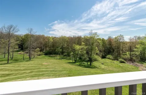 66 Gretna Road Pleasant Valley NY 12569