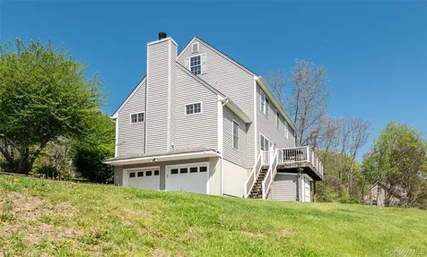 66 Gretna Road Pleasant Valley NY 12569