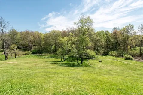 66 Gretna Road Pleasant Valley NY 12569
