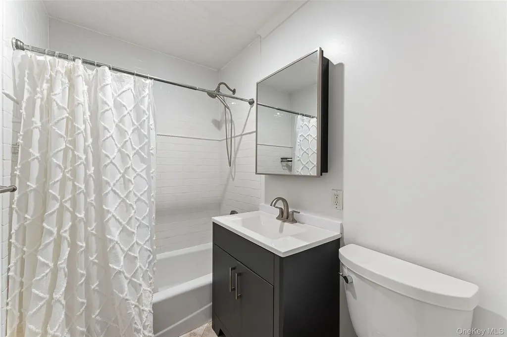 186 Murray Avenue Larchmont NY 10538