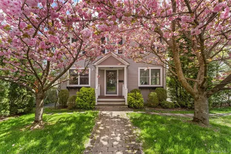 186 Murray Avenue Larchmont NY 10538