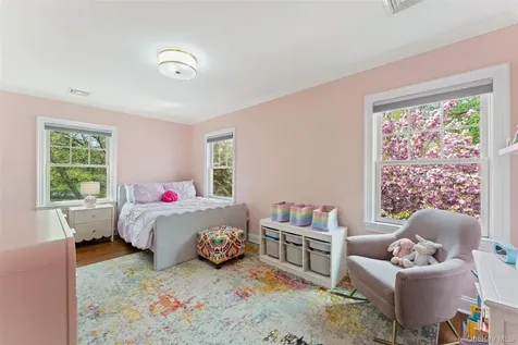 186 Murray Avenue Larchmont NY 10538