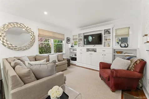 186 Murray Avenue Larchmont NY 10538