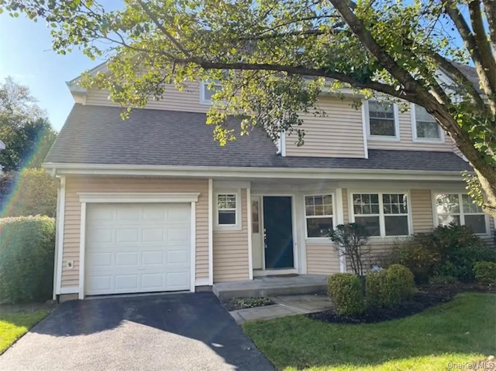 51 Winding Ridge Road White Plains NY 10603