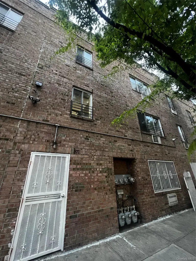 871 E 178th Street Bronx NY 10460