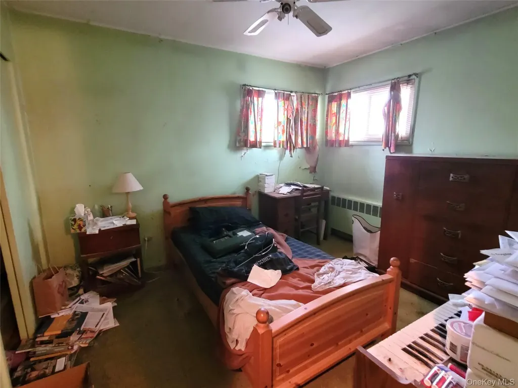 12 Clark Street Plainview NY 11803