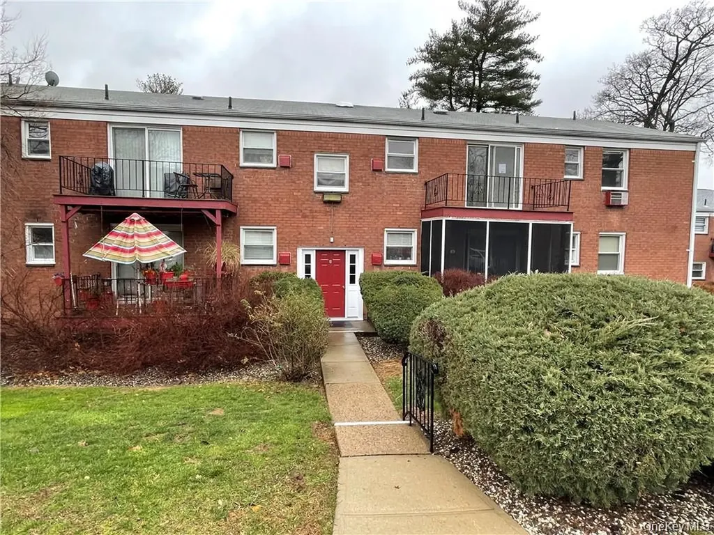 9 Milford Lane Suffern NY 10901