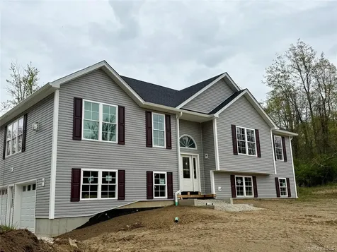 25 Fraleigh Lane Red Hook NY 12571