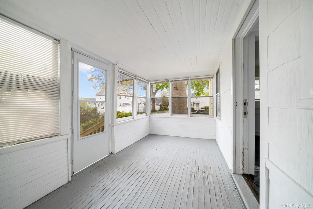 21 Voshage Street North Baldwin NY 11510