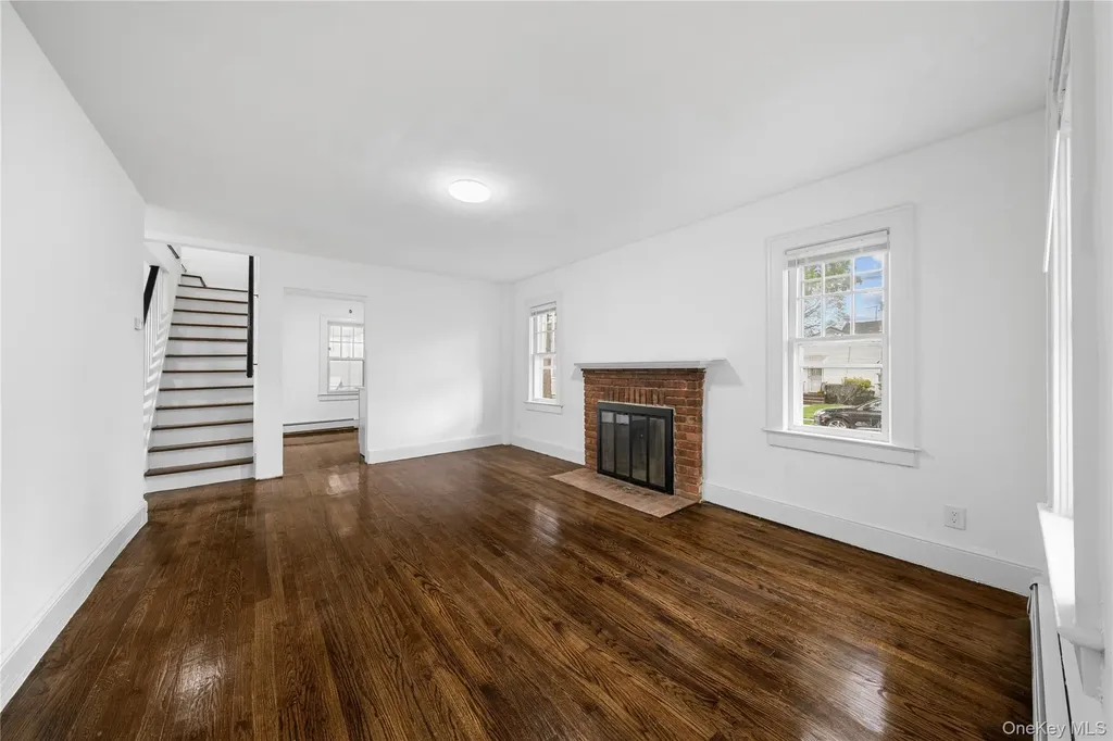 21 Voshage Street North Baldwin NY 11510