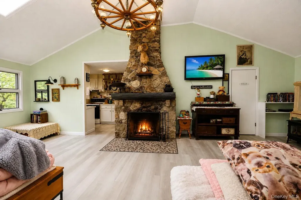 1 Warwick Place Florida NY 10921
