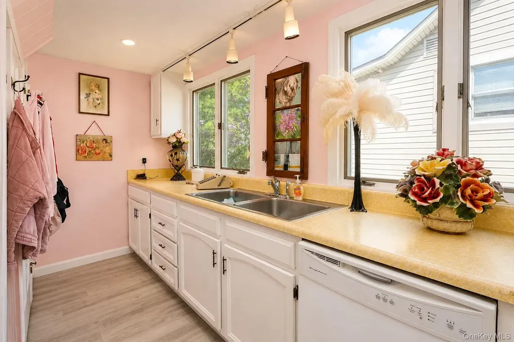 1 Warwick Place Florida NY 10921