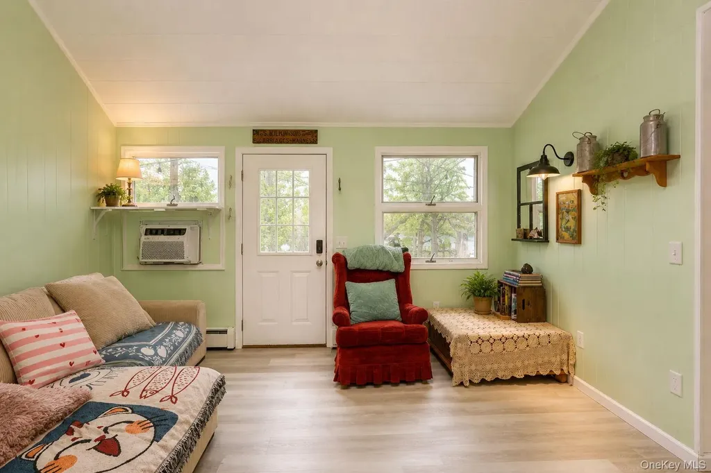 1 Warwick Place Florida NY 10921