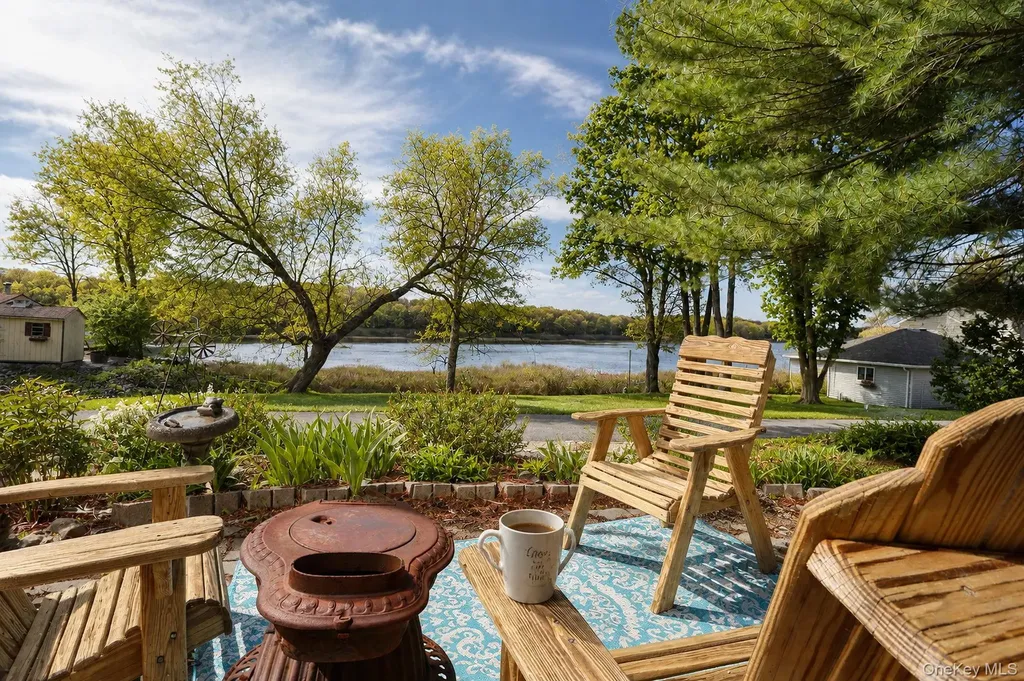 1 Warwick Place Florida NY 10921