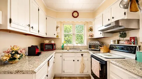 1 Warwick Place Florida NY 10921